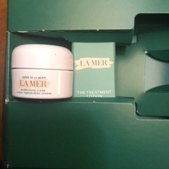 La Mer Lotion & Cream - Picture 2 of 2
